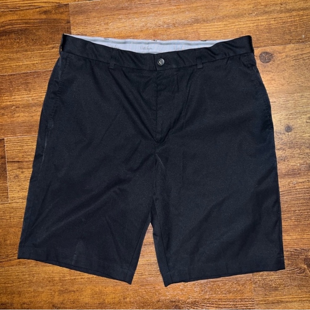 Walter Hagen Black Flat Front Hybrid Active Performance Shorts Size 36